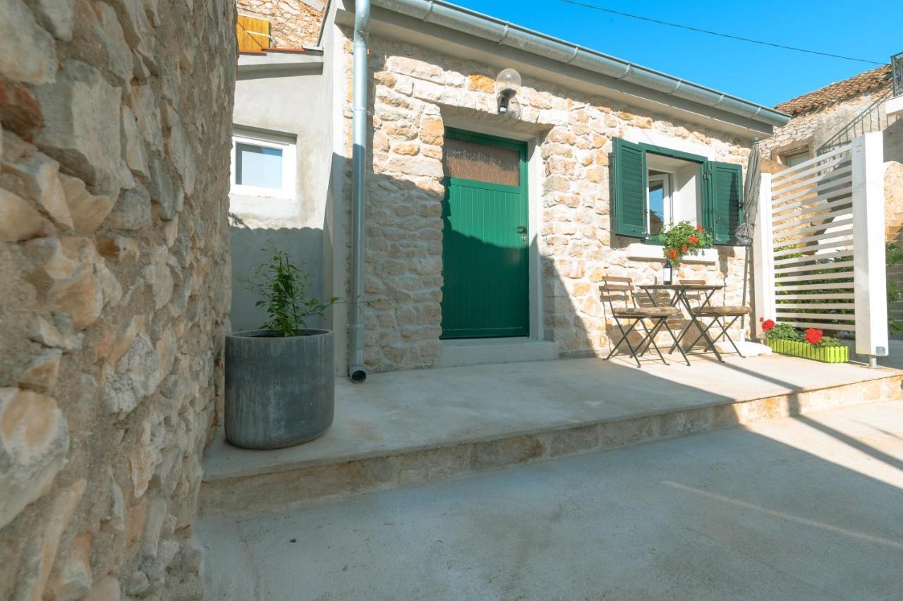 Small Stone House Luka Задар Екстериор снимка